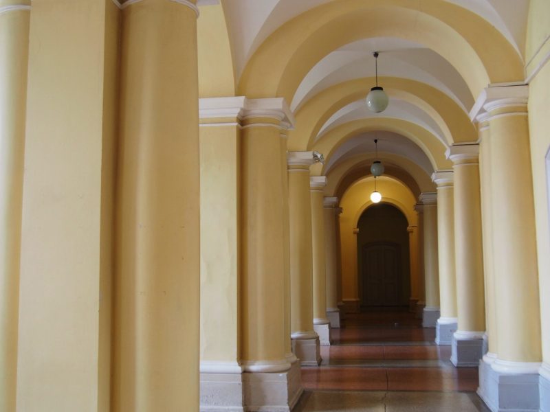 коридор дворца